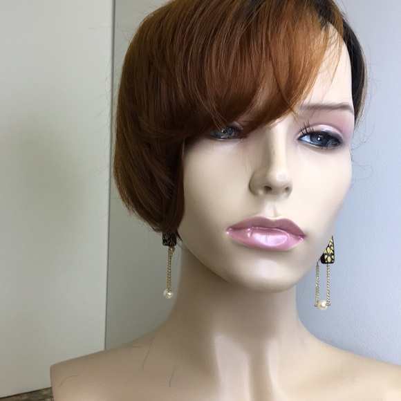 Wood & Pearl Chain Earrings - Picture 5 of 9